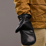 Crud | Mitsuhiko Mittens | Black