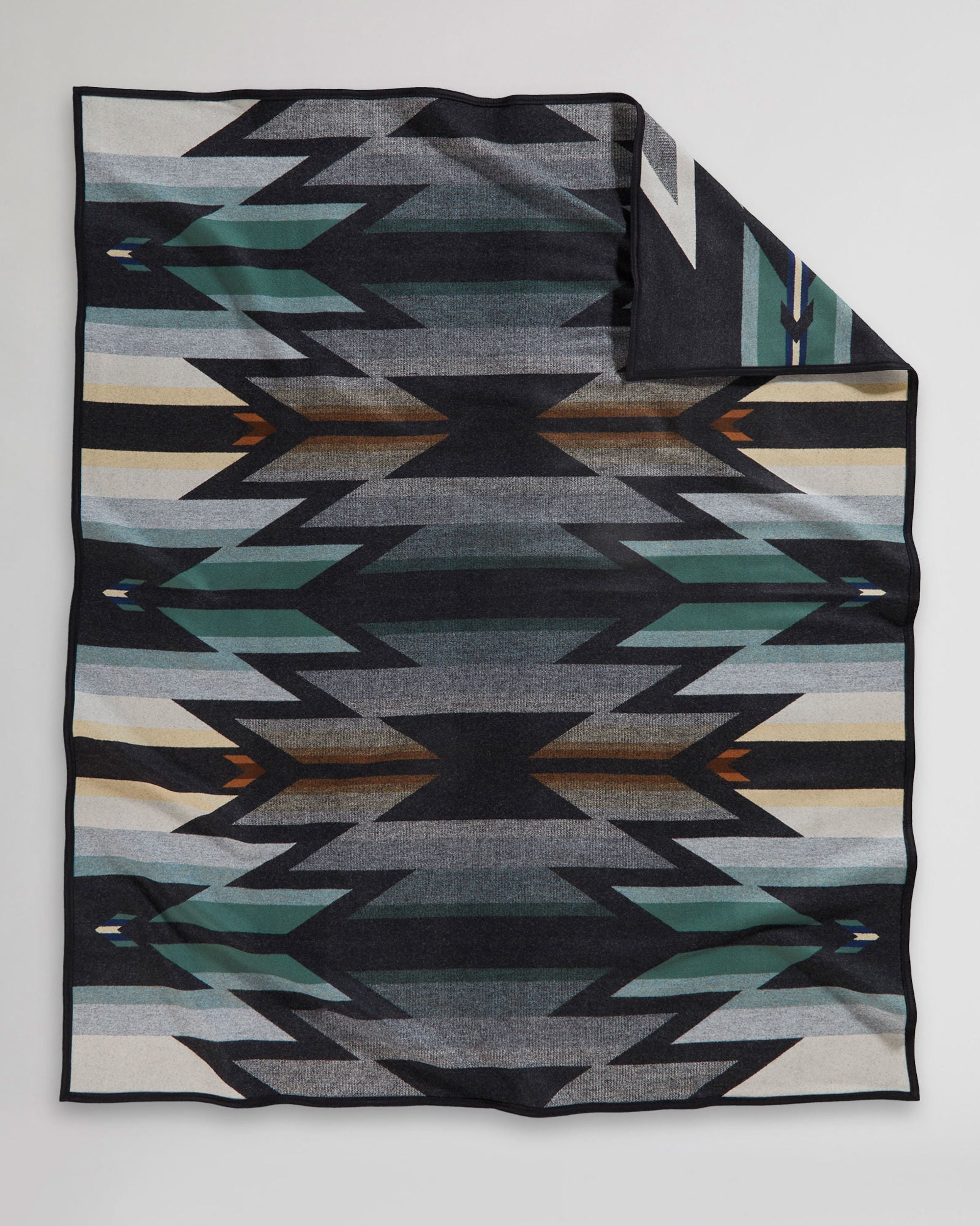 Pendleton | JACQUARD NAPPED ROBE | WYETH TRAIL, OXFORD