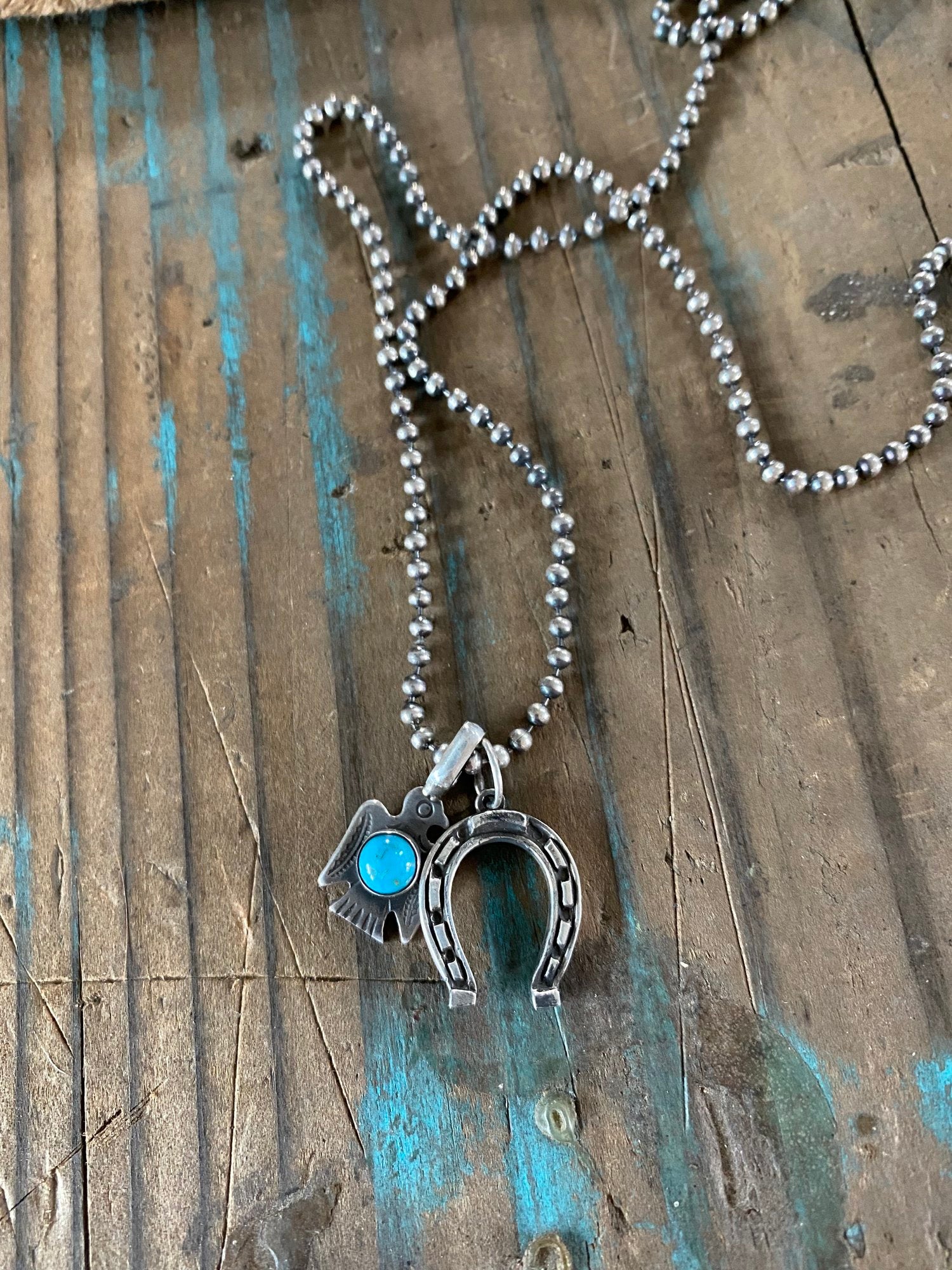 Red Rabbit Trading Co. | Lucky Horseshoe Pendant