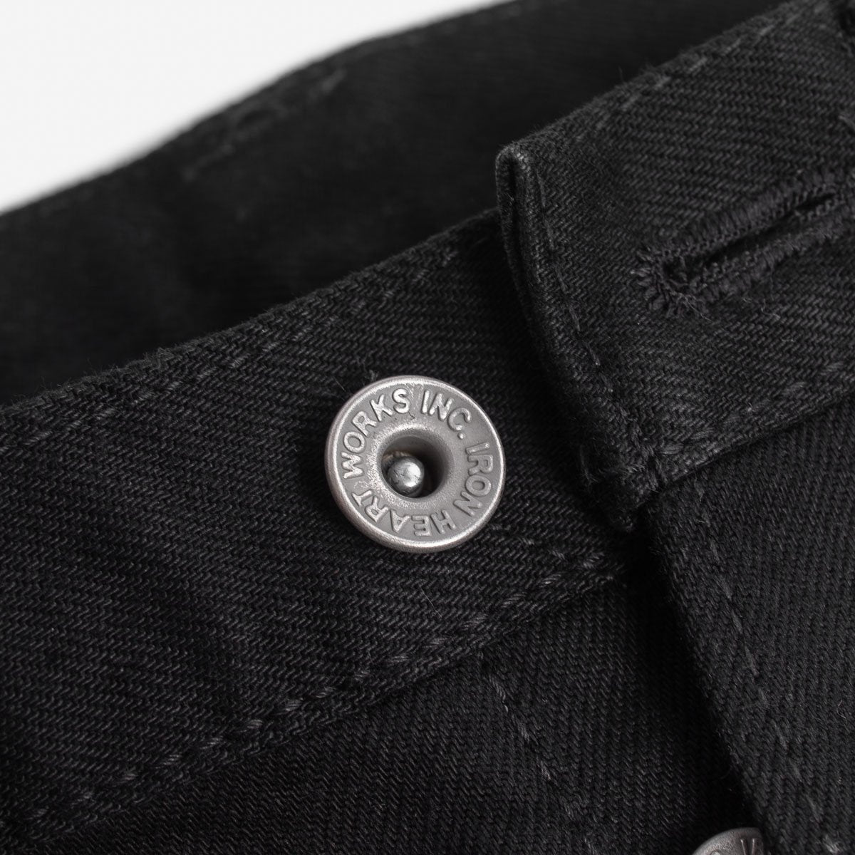 Iron Heart | IH-777S-142bb | 14oz Selvedge Denim | Slim Tapered Jeans | Black/Black