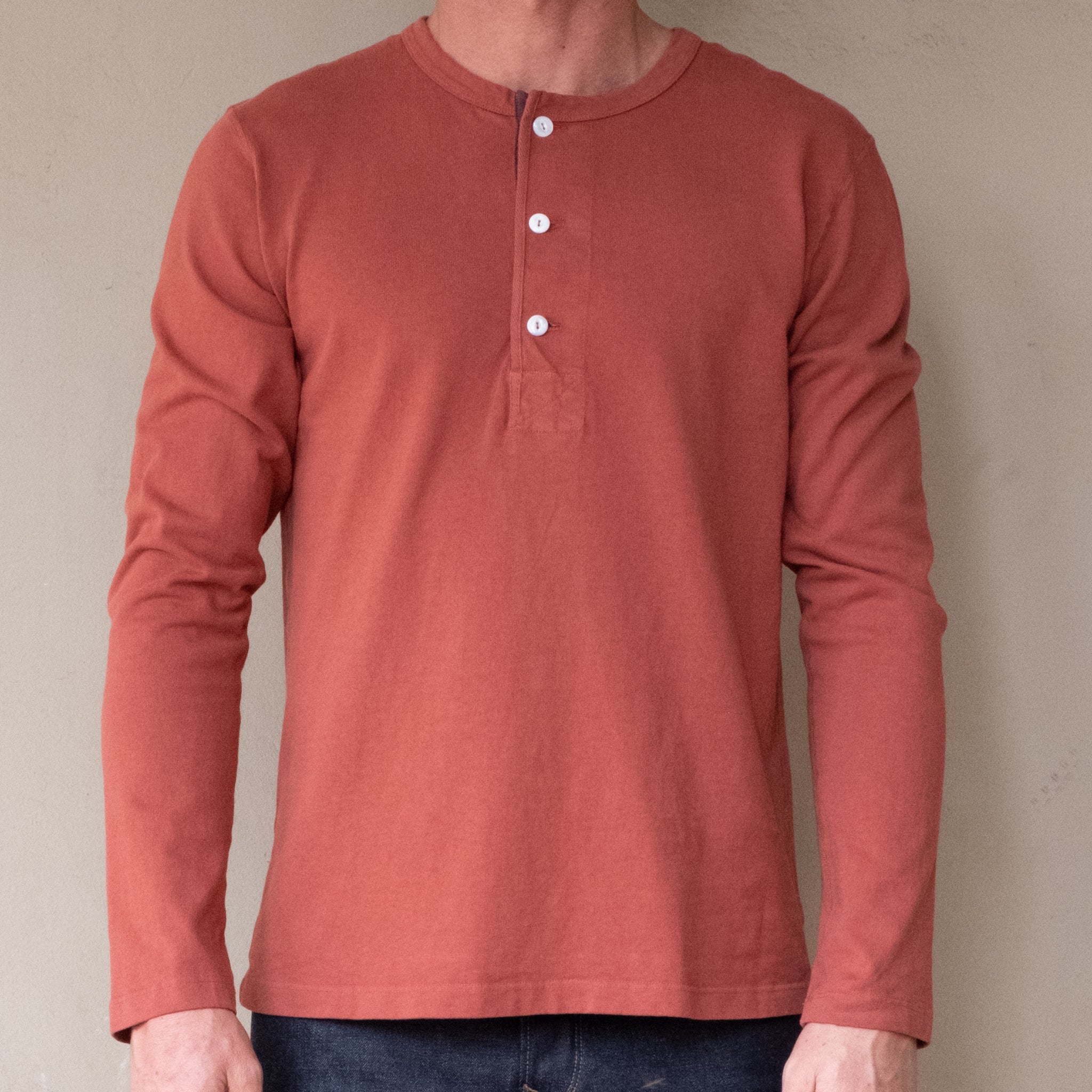 Freenote | 13 ounce henley l/s | Picante