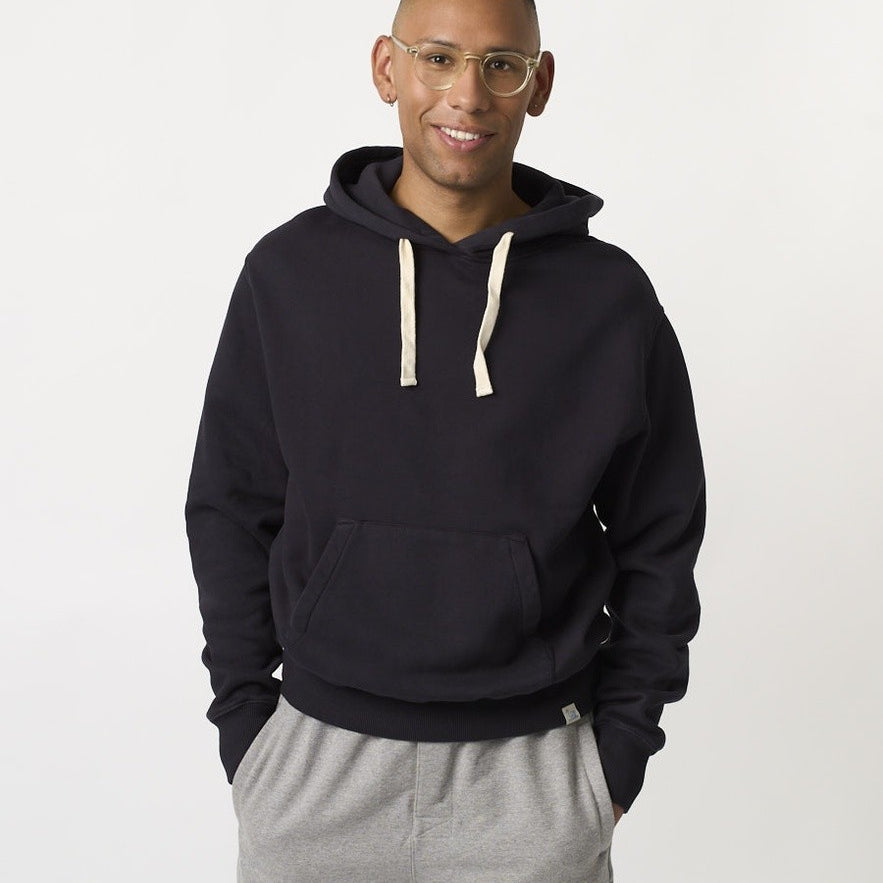 Merz. b Schwanen | HD31.98 | GOOD BASICS Men’s Hoodie | 98 charcoal