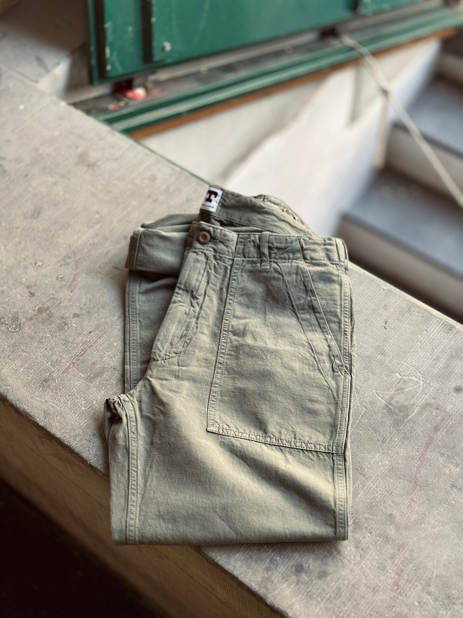 Tellason | Fatigue Pant | Straight Cotton/Linen Slub | Moss