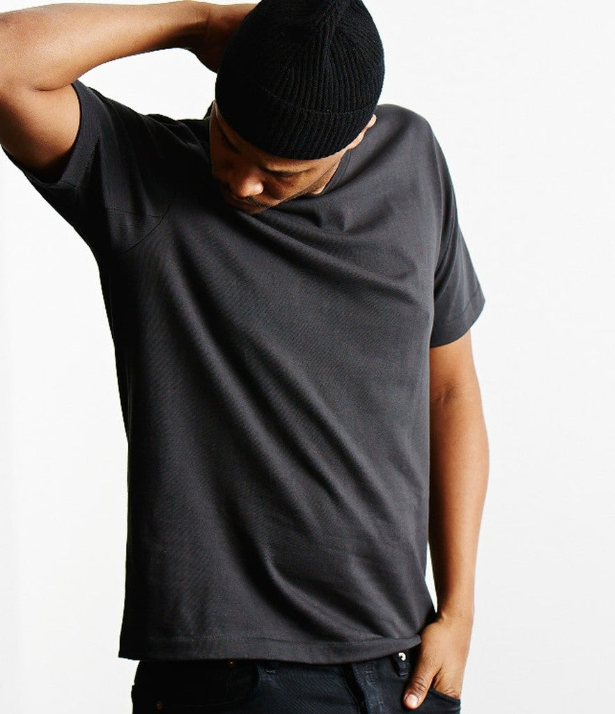 Merz b. Schwanen | 215 | Classic Crew Neck T-Shirt | 98 charcoal