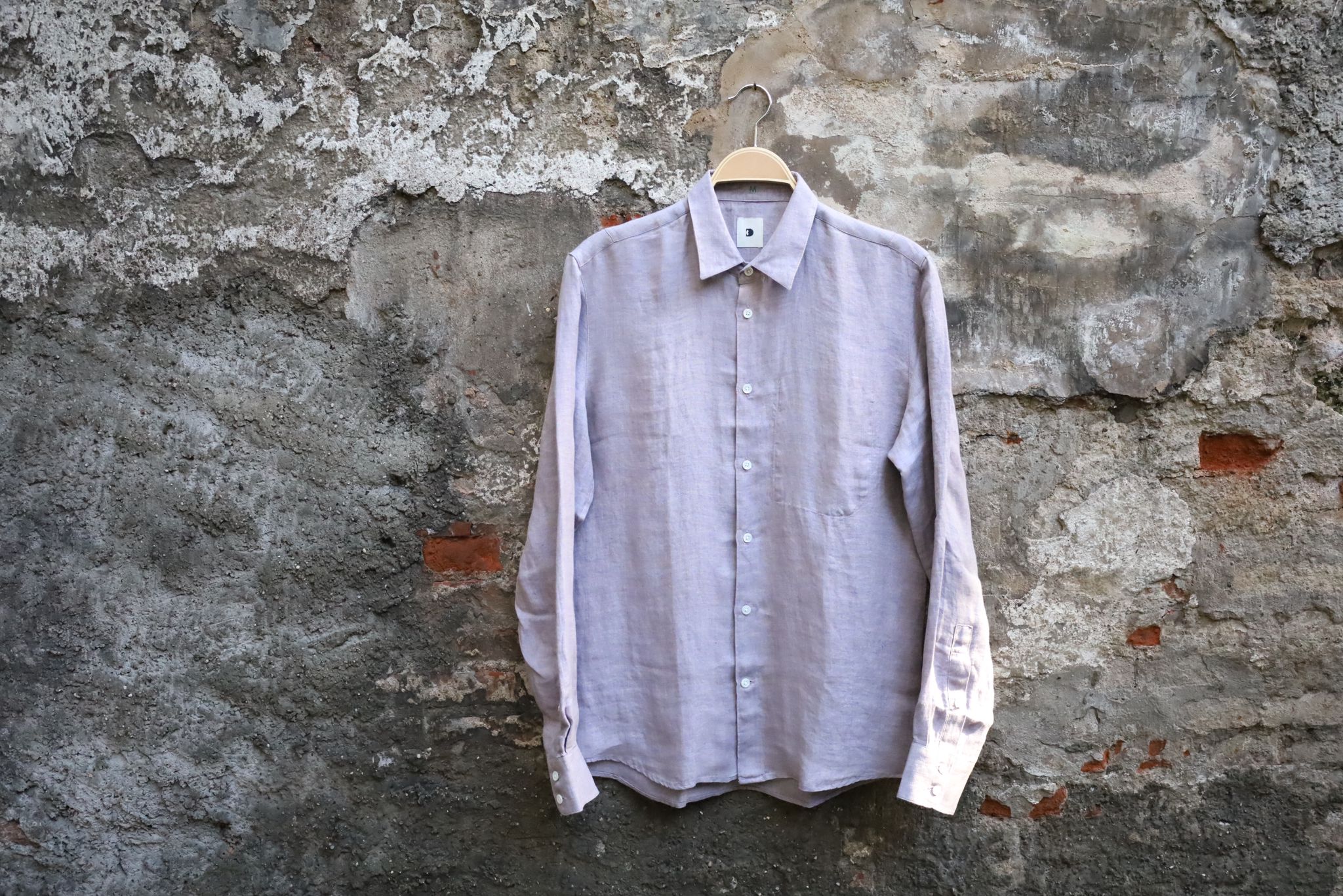 Delikatessen | Feel Good Shirt  | D715 / IT60 |  Structural Purple Linen